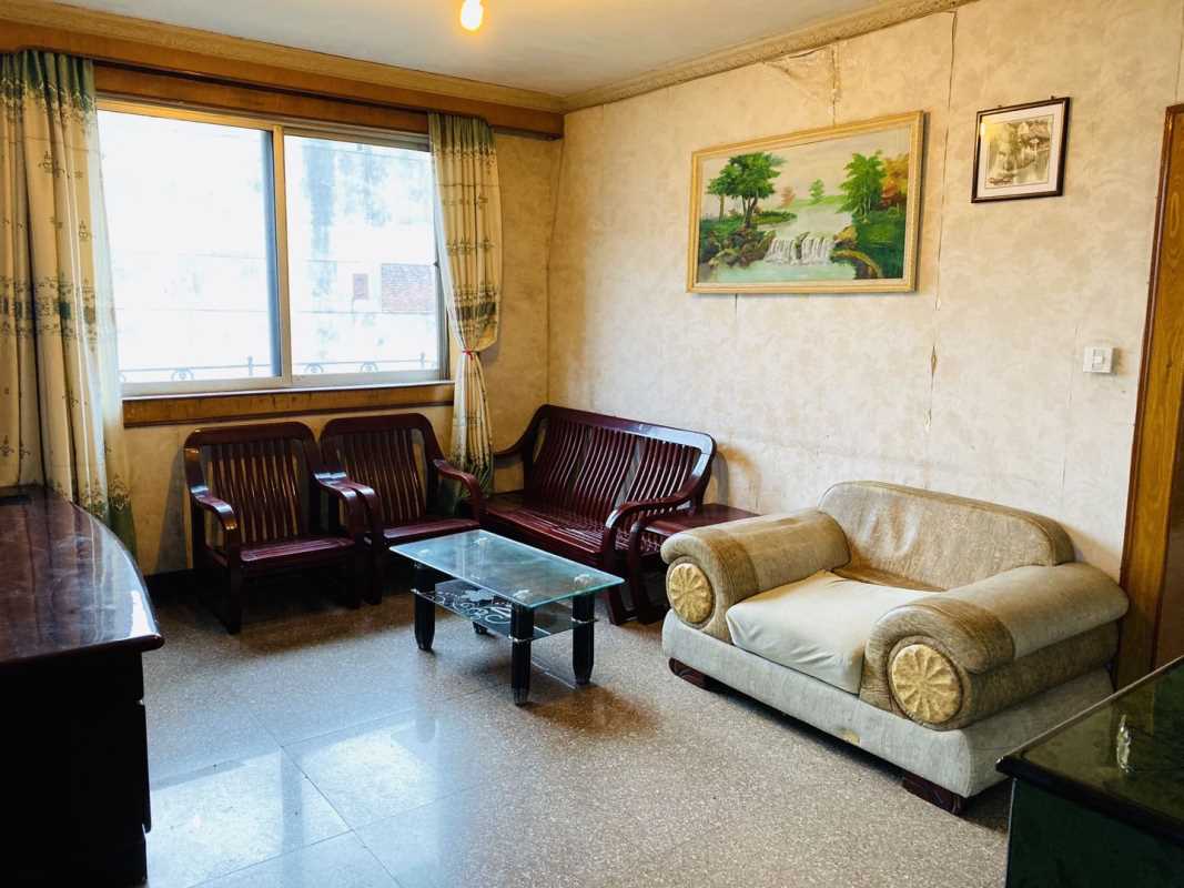 �㳡�ߵ����ڶ��סլ